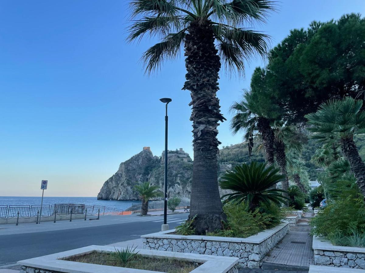Incantevole Appartamento Taormina Сант-Алессио-Сикуло Экстерьер фото